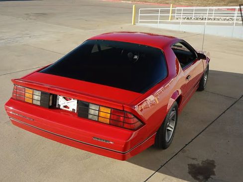 Used 1987 Chevrolet Camaro IROC-Z image 15