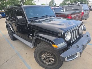 Used 2019 Jeep Wrangler Unlimited Sahara w/ Dual Top Group AWD/4WD video 2