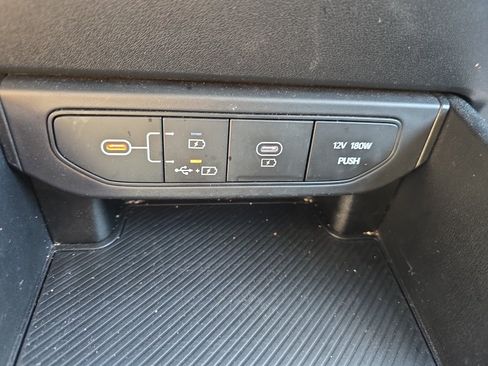 Used 2025 Kia K4 FWD image 23