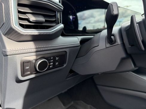 Used 2025 Ford Mustang GT Premium RWD image 19