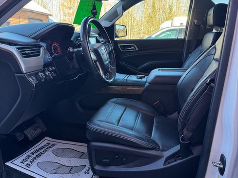 Used 2016 GMC Yukon Denali w/ Open Road Package image 7