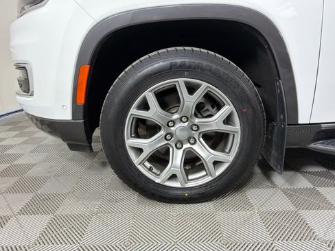 Used 2022 Jeep Wagoneer Series II image 10