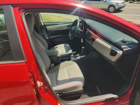 Used 2015 Toyota Corolla LE FWD image 15