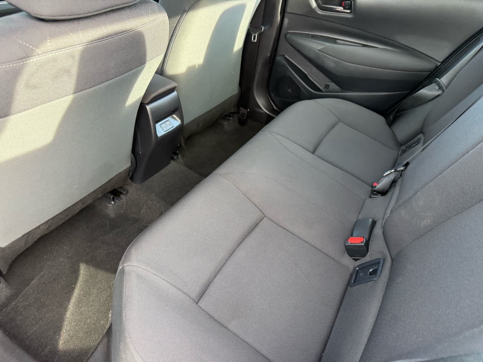 Used 2026 Toyota Corolla LE FWD image 9