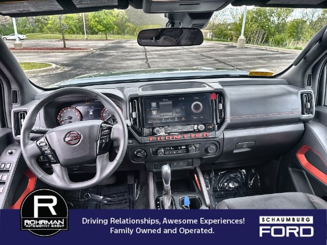 Used 2025 Nissan Frontier PRO-4X AWD/4WD image 13