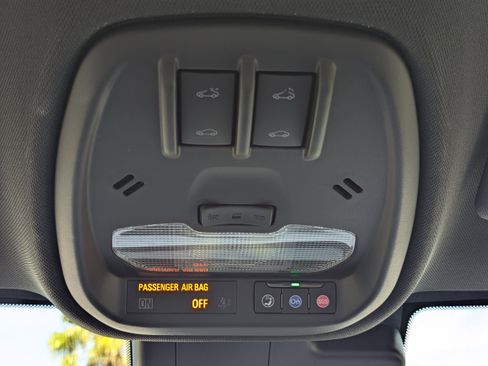 Certified 2024 Buick Envista Avenir image 30