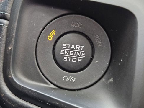 New 2026 Jeep Gladiator Sport AWD/4WD image 22