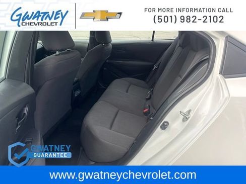 Used 2024 Toyota Corolla LE FWD image 28