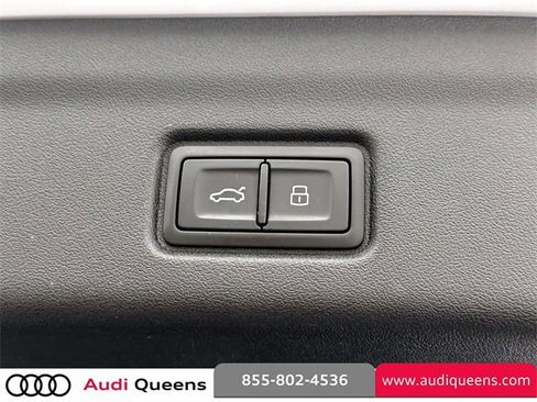 Used 2025 Audi Q6 e-tron Premium Plus image 11
