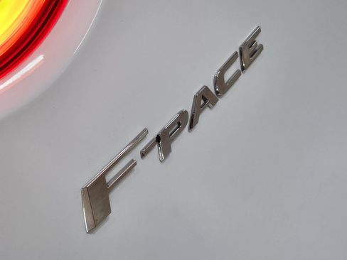 Used 2020 Jaguar F-PACE Premium AWD/4WD image 25
