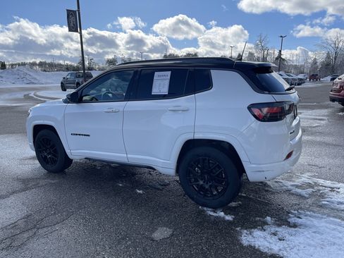 Used 2022 Jeep Compass High Altitude image 5