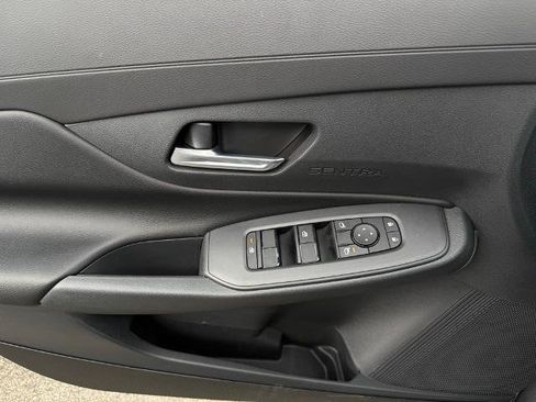 New 2026 Nissan Sentra SV w/ SV Convenience Package FWD image 19