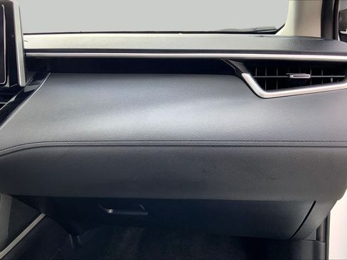 Certified 2025 Toyota Corolla Cross XLE AWD/4WD image 18