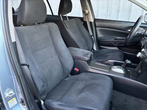 Used 2011 Honda Accord LX image 10