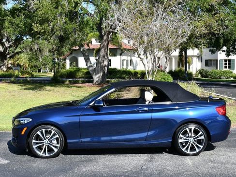 Used 2017 BMW 230i xDrive Convertible AWD/4WD image 31