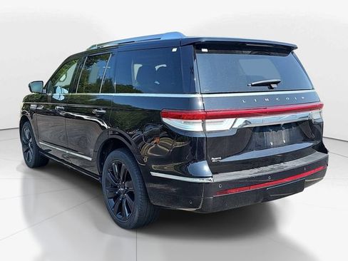 Used 2023 Lincoln Navigator Reserve AWD/4WD image 5