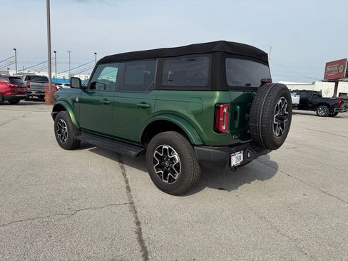 Used 2025 Ford Bronco Outer Banks AWD/4WD image 3