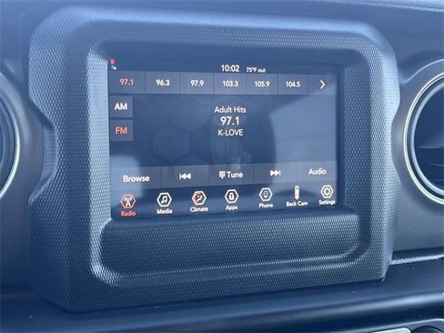 Used 2022 Jeep Wrangler Willys image 26