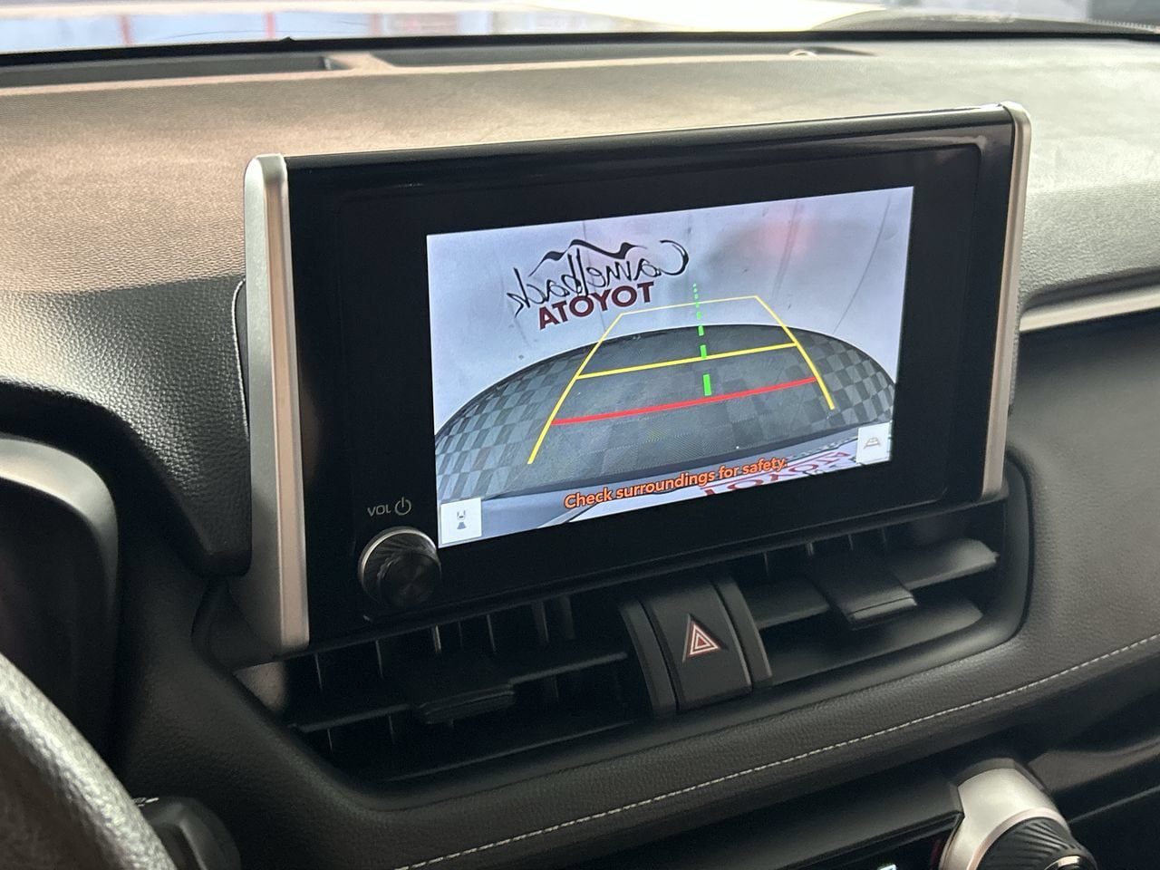 Used 2025 Toyota RAV4 XLE FWD image 18