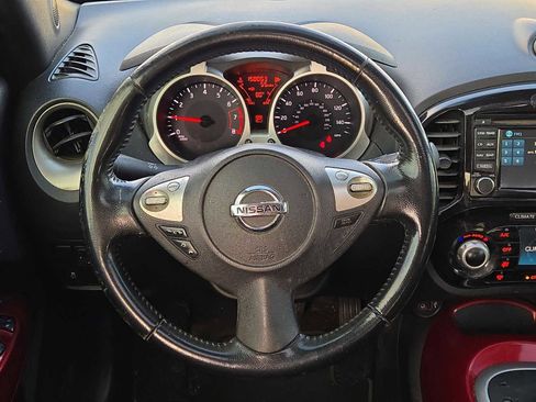 Used 2014 Nissan Juke SV w/ Navigation Package FWD image 18