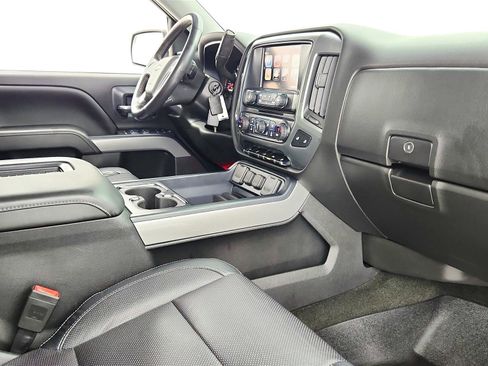 Used 2018 Chevrolet Silverado 1500 LT w/ All Star Edition image 33