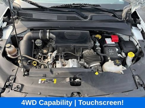 Used 2024 Jeep Compass Trailhawk AWD/4WD image 2