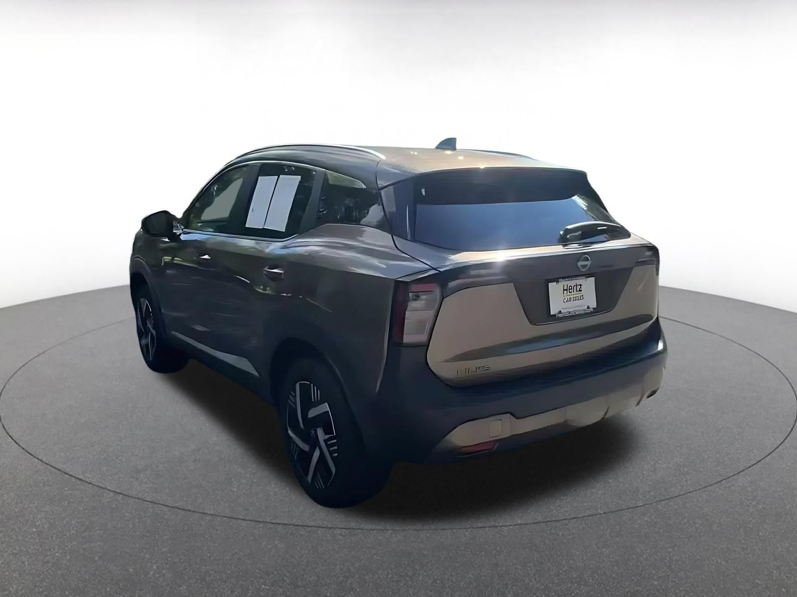 Used 2026 Nissan Kicks SV w/ Cold Weather Package FWD image 10