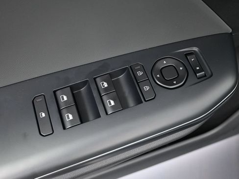 New 2026 Kia K4 FWD image 11