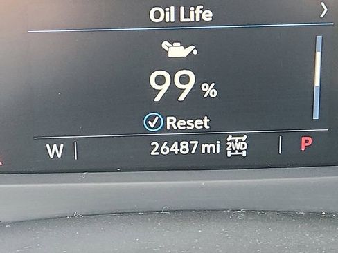 Certified 2023 Cadillac XT4 Luxury w/ Cold Weather Package image 28