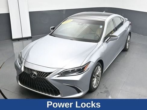 Used 2022 Lexus ES 350 Ultra Luxury w/ Accessory Package FWD image 20