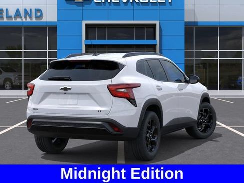 New 2026 Chevrolet Trax LT w/ Driver Confidence Package FWD image 5