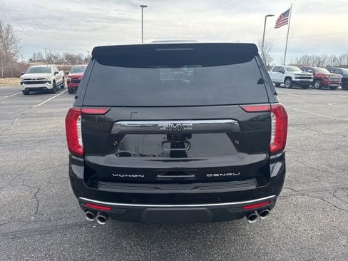 Used 2023 GMC Yukon XL Denali Ultimate image 4