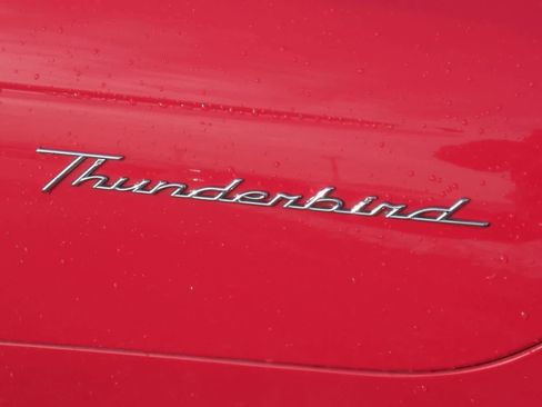 Used 2002 Ford Thunderbird image 13