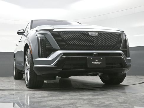 New 2026 Cadillac Vistiq Luxury image 9
