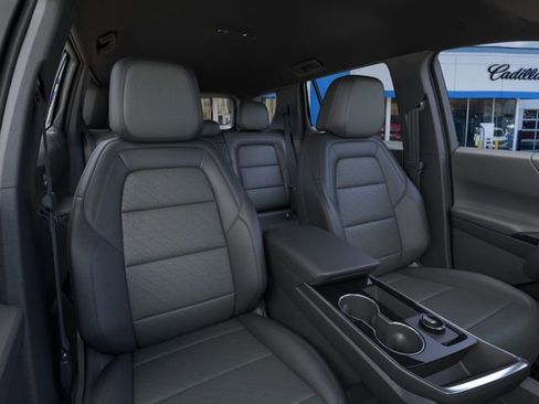 New 2026 Chevrolet Equinox LT w/ Convenience Package II image 17