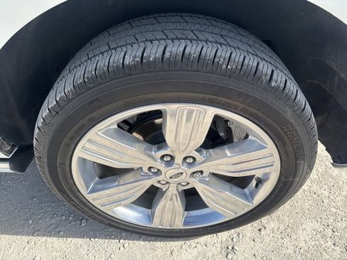 Used 2024 Ford Expedition Max Platinum image 18