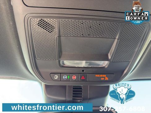 Used 2025 Buick Enclave Preferred AWD/4WD image 16