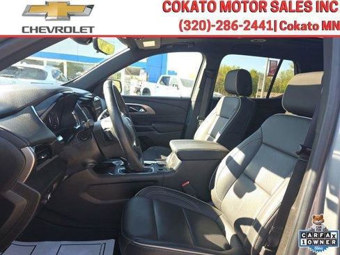 Used 2023 Chevrolet Traverse Premier w/ Redline Edition AWD/4WD image 14