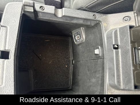 Used 2018 Jeep Wrangler Unlimited Sahara AWD/4WD image 27