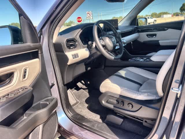 Used 2026 Honda Pilot EX-L image 3