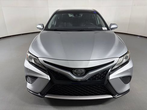 Used 2019 Toyota Camry XSE w/ Driver Assist Package FWD image 3