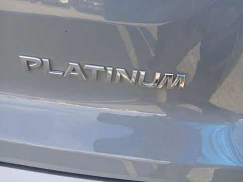 Certified 2022 Nissan Pathfinder Platinum w/ Cargo Package FWD image 3