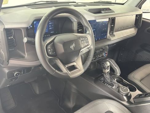 Used 2024 Ford Bronco Big Bend AWD/4WD image 2