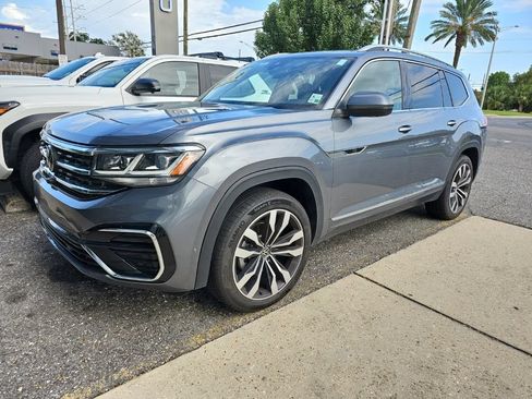 Used 2022 Volkswagen Atlas SEL Premium AWD/4WD image 1
