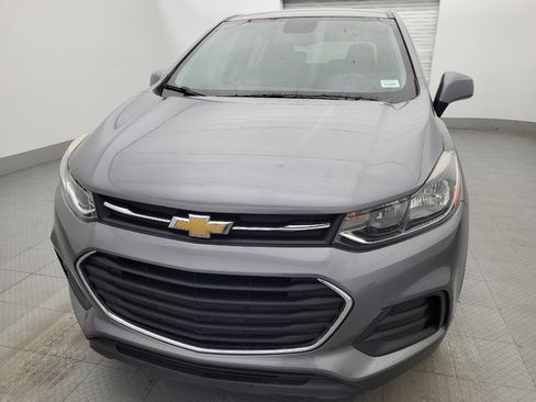 Used 2020 Chevrolet Trax LS w/ Tint and Cruise Package FWD image 15