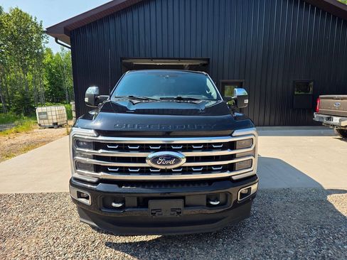 Used 2023 Ford F250 Platinum AWD/4WD image 11