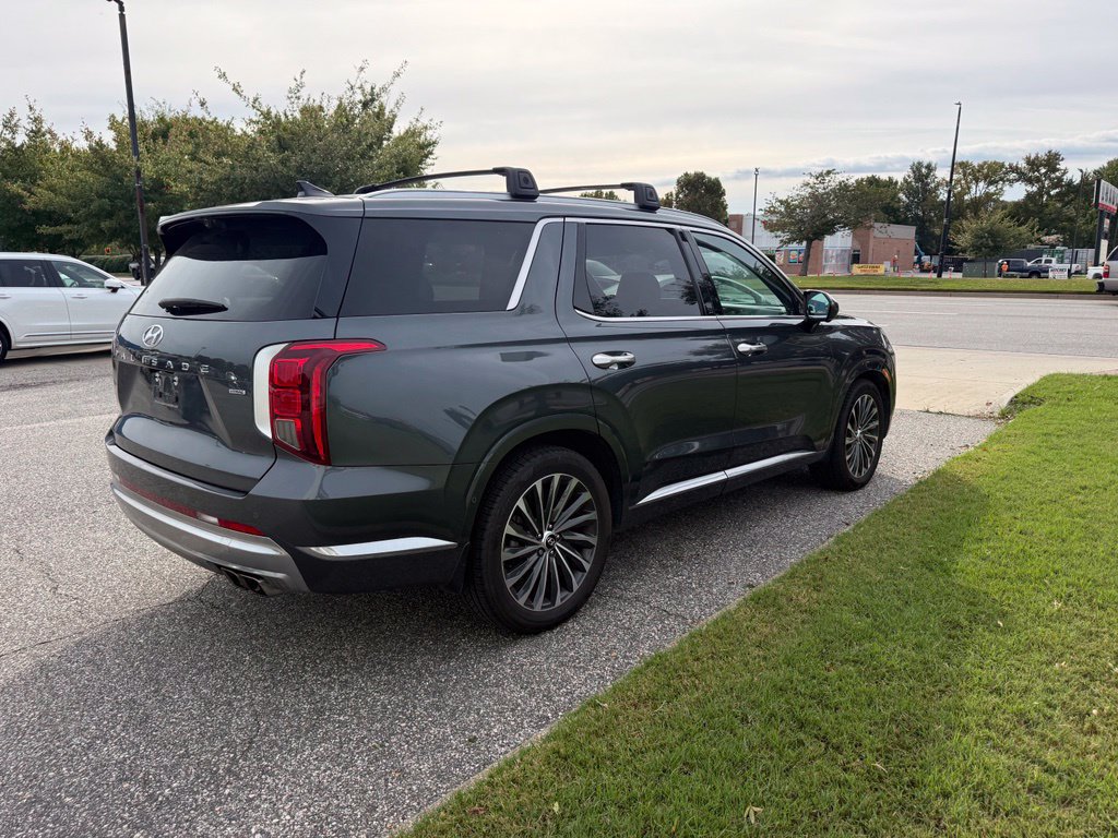 Used 2023 Hyundai Palisade Calligraphy AWD/4WD image 4