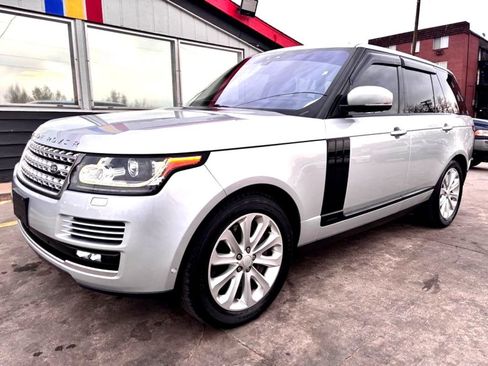 Used 2017 Land Rover Range Rover HSE AWD/4WD image 3