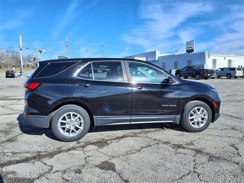 Used 2022 Chevrolet Equinox LT image 11