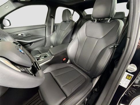 Certified 2025 BMW 330i Sedan w/ Convenience Package RWD image 19